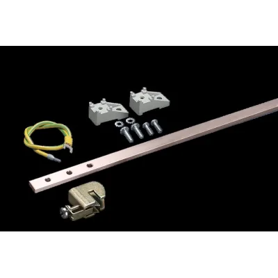 Rittal Erdungsschiene DK 7546.000 | vertikal | 1545 mm Länge | 20 Anschlüsse | 200A | Kupfer | für TS-Schrank 1800 mm