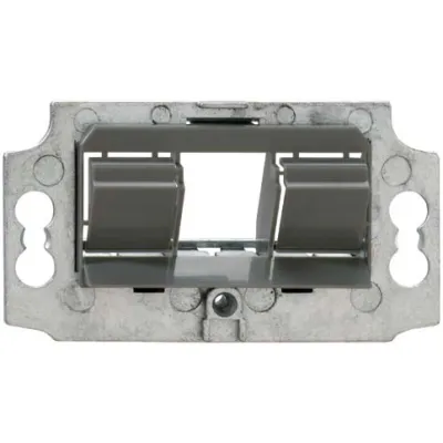 Rutenbeck Montageadapter 3-fach | UM-MA 3 Up 13900002 | 30° schräger Auslass | Zinkdruckguss | 70x39x20mm