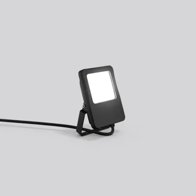 RZB LED-Strahler HB 450 722146.003 | 20W 2200lm 4000K | IP65 | Aluminium Druckguss | Wand- & Deckenmontage | schwarz