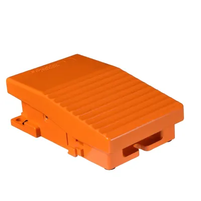 Schneider Electric Fußschalter XPER110 | Ein/Aus Pedal | Metall | 1 Öffner 1 Schließer | IP66 | orange