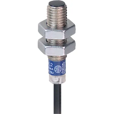 Schneider Induktiver Näherungsschalter XS608B1PAL2 | M8 Gewinde | PNP DC 12-48V | 2,5mm Schaltabstand | Edelstahl | 2m