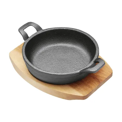 Karl Krüger Servierpfanne Toledo 18 cm | Eisenguss | Holzteller | Induktion | Backofen | schwer | schwarz