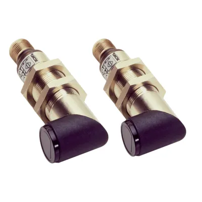 Sick Einweg-Lichtschranke VS/VE18-3F3340 | PNP | Reichweite 20m | M12 Stecker | IP67 | Metallgehäuse | Infrarot | Ø18mm