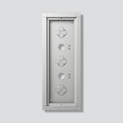 Siedle Aufputzgehäuse GA 612-3/1-01 SM | Gehäuse 3 Module | Aluminium | innen/außen | silber-metallic | 332x132x36 mm