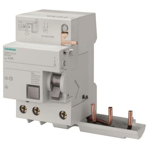 Bild: SIEMENS 5SM2332-6 FI-Schutzschalter A 4p 440V 40A 0,03A