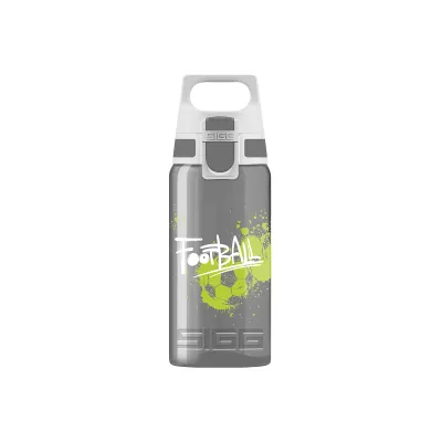 SIGG Kinder Trinkflasche Viva One Football Tag 0,5L | auslaufsicher | BPA-frei | Polypropylen | Einhandbedienung | grau