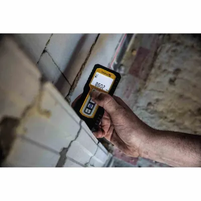 STABILA Laser-Entfernungsmesser LD 220 18816 | 30 m Reichweite | Klasse 2 | IP54 | Stoßfest | Schwarz