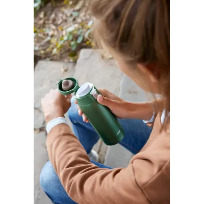 Emsa Isolierbecher N21519 Travel Mug Light | Thermobecher 0,4L Edelstahl | 100% auslaufsicher | grün