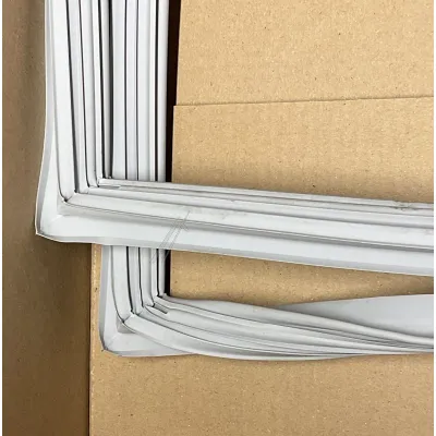 Türdichtung unten für Kühlschrank Whirlpool Indesit C00304949 488000304949 Boden