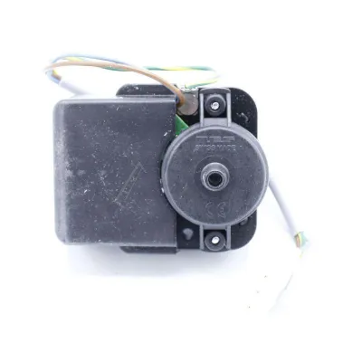 Ventilator (2425742026)