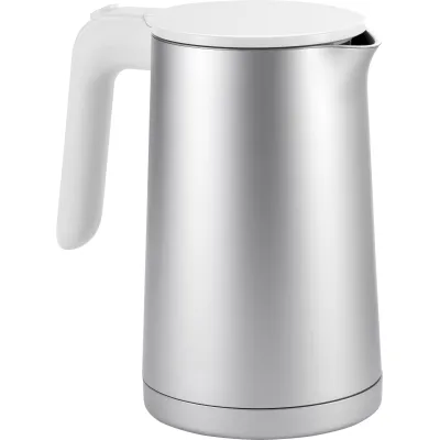 ZWILLING Wasserkocher ENFINIGY 1021376 | 1 Liter | Edelstahl-Kalkfilter | Doppelwandig | 1850 Watt | kabellos | Silber